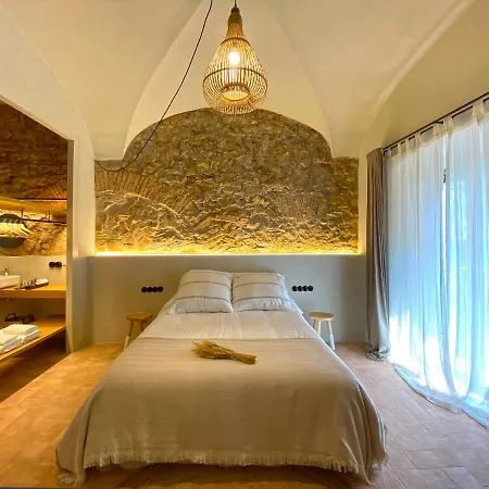 Casa Elvira * Torroella De Montgri